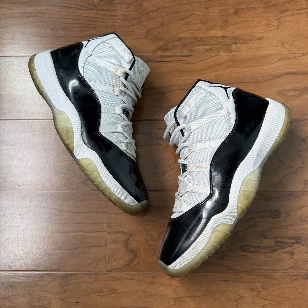Air Jordan 11 Retro Concord 2018 Men’s Size 10 Black White XI